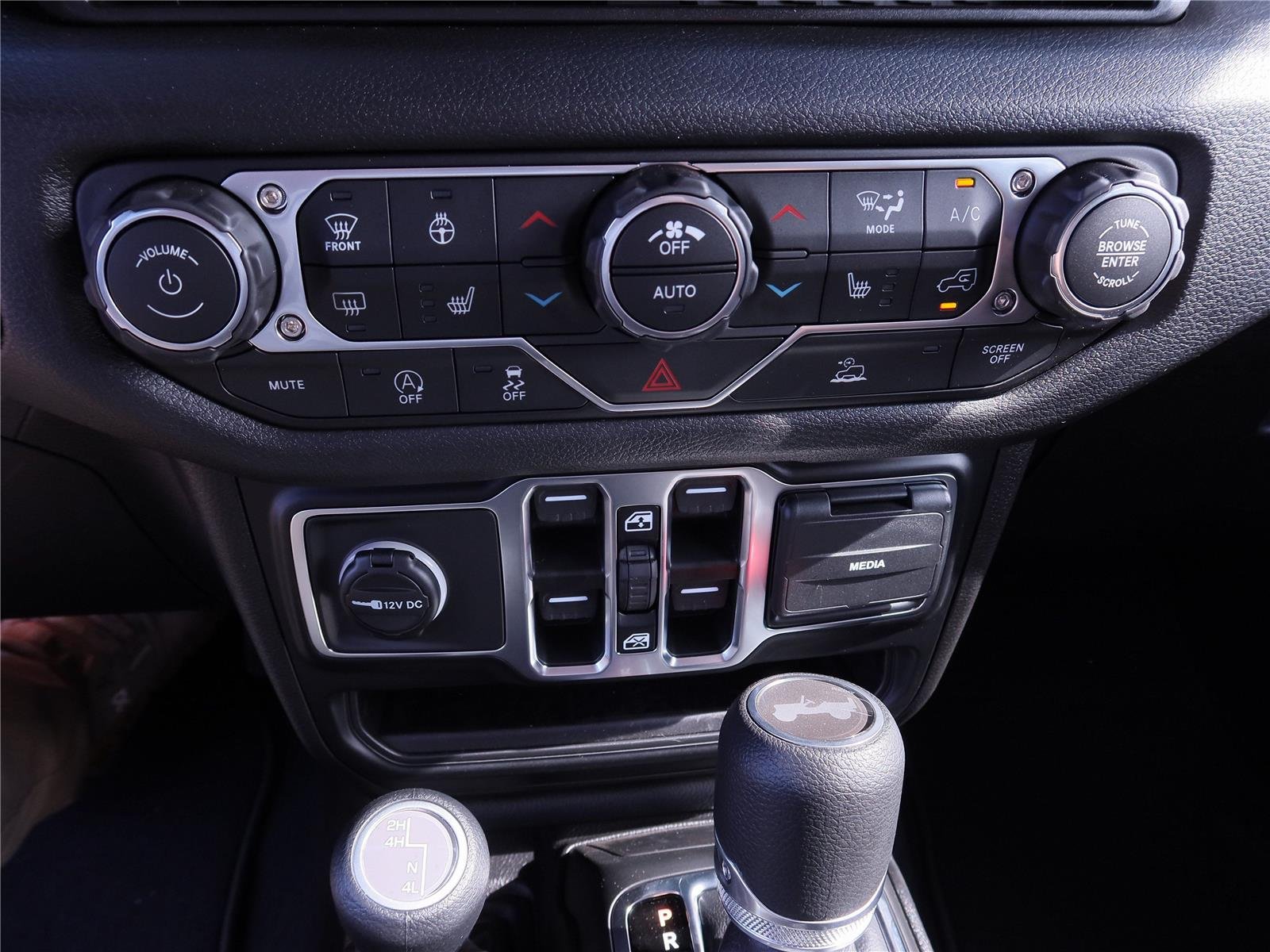 New 2026 Reign Exterior Paint Jeep Sport S image 16
