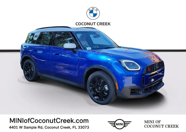 2027 MINI Countryman Signature Plus