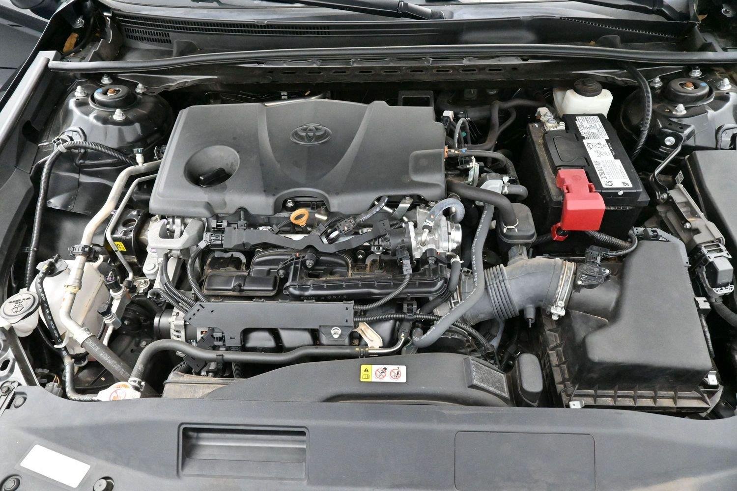 Used 2021 Midnight Black Metallic Toyota SE image 36