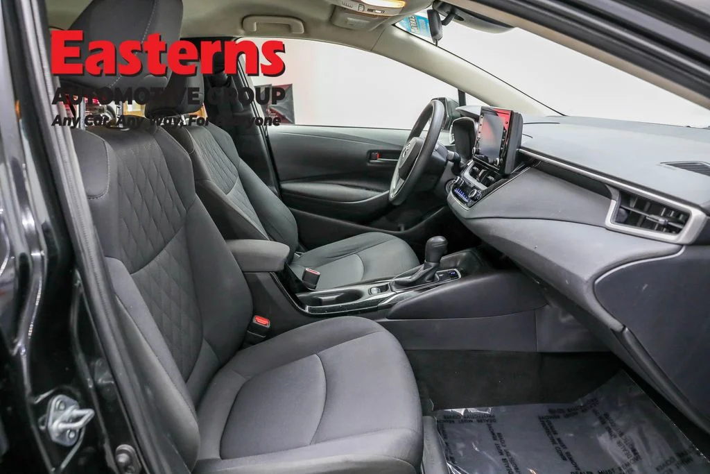 Used 2022 Black Toyota LE image 22