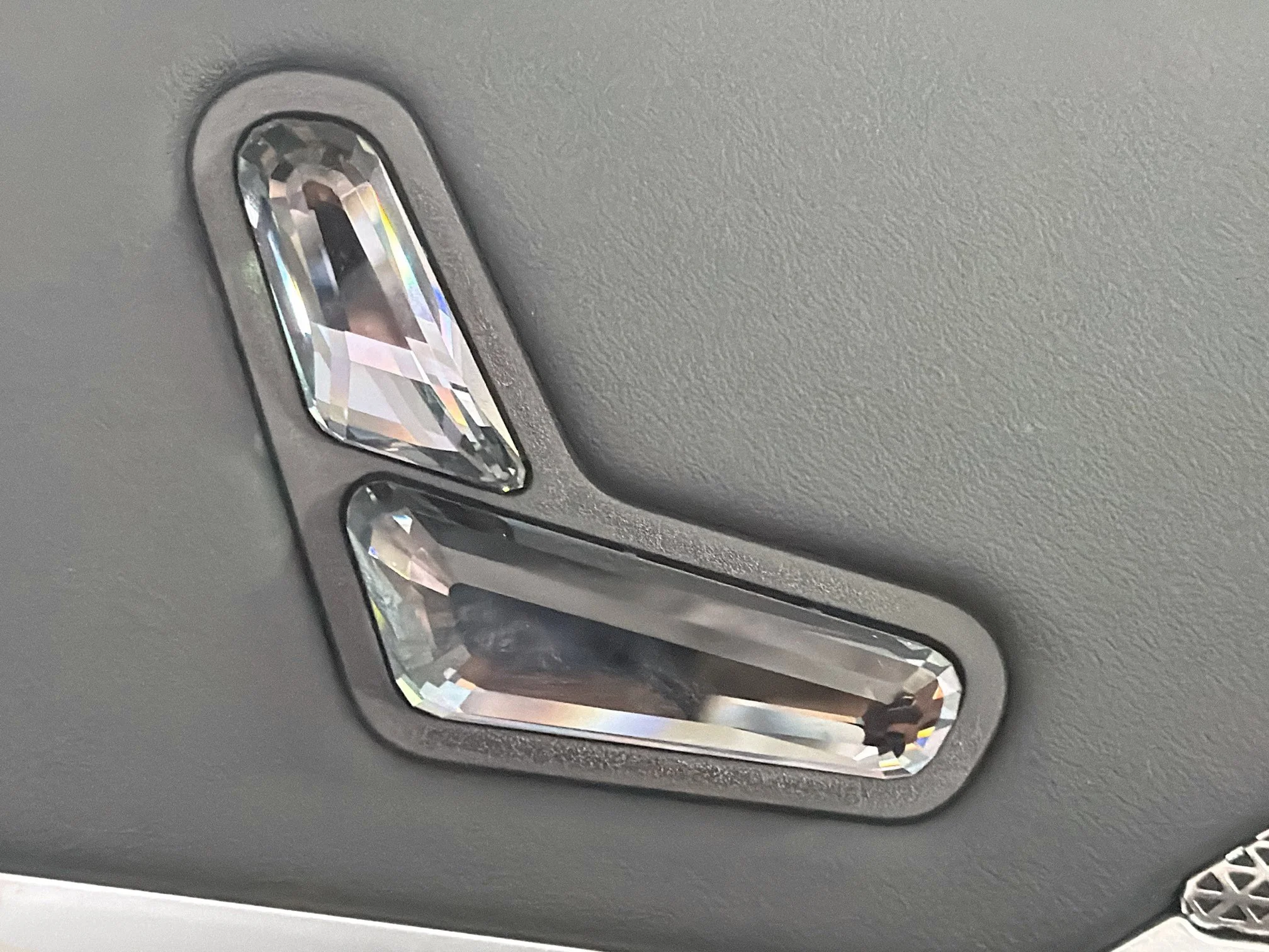 2026 BMW 7 Series 750e - Photo 23