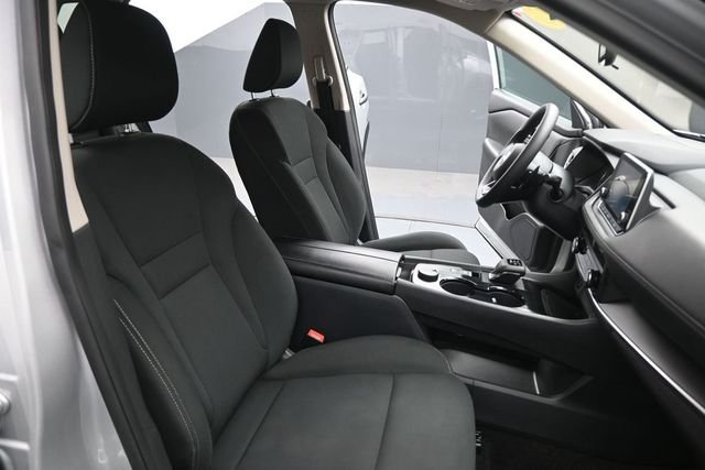 Used 2024 Silver Nissan S image 24