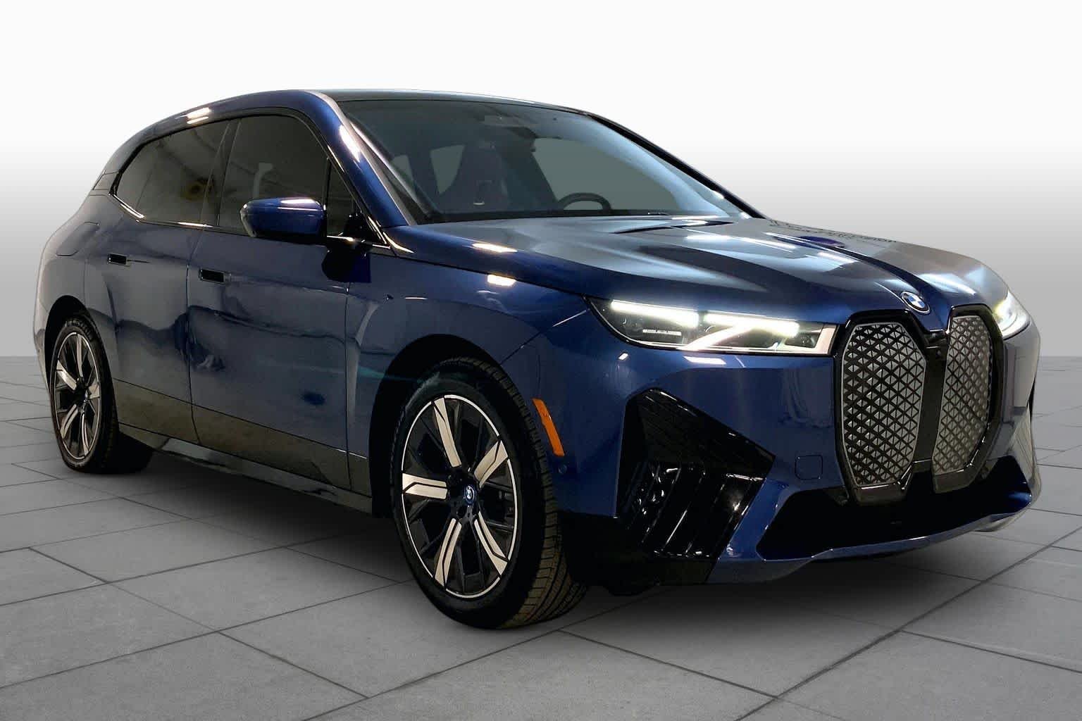 Used 2023 BMW iX Base with VIN WB523CF04PCM81979 for sale in Merriam, KS