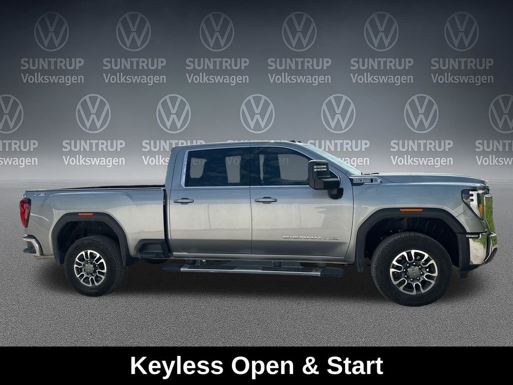 Used 2025 Silver GMC SLE image 41