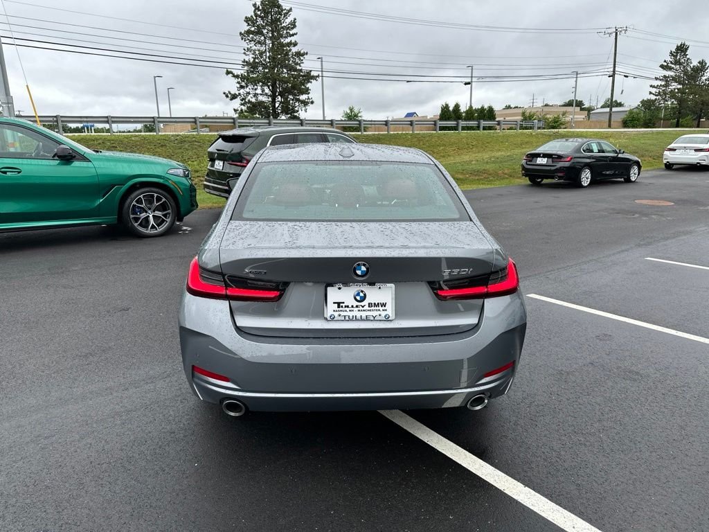 Used 2026 Skyscraper Grey Metallic BMW 330i xDrive image 6
