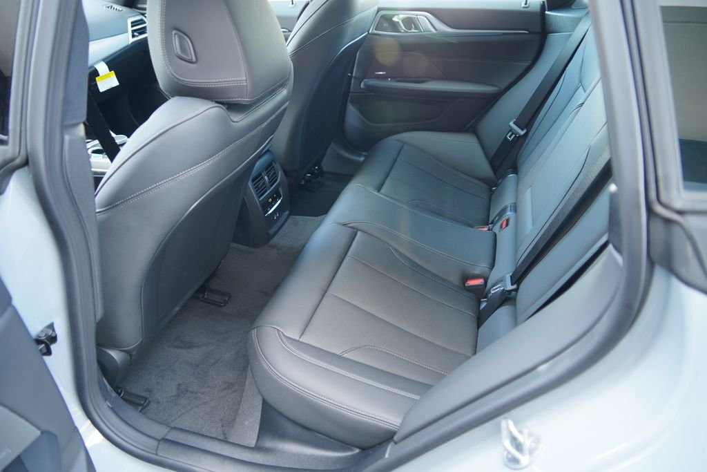 New 2026 Brooklyn Grey Metallic BMW xDrive40 image 19