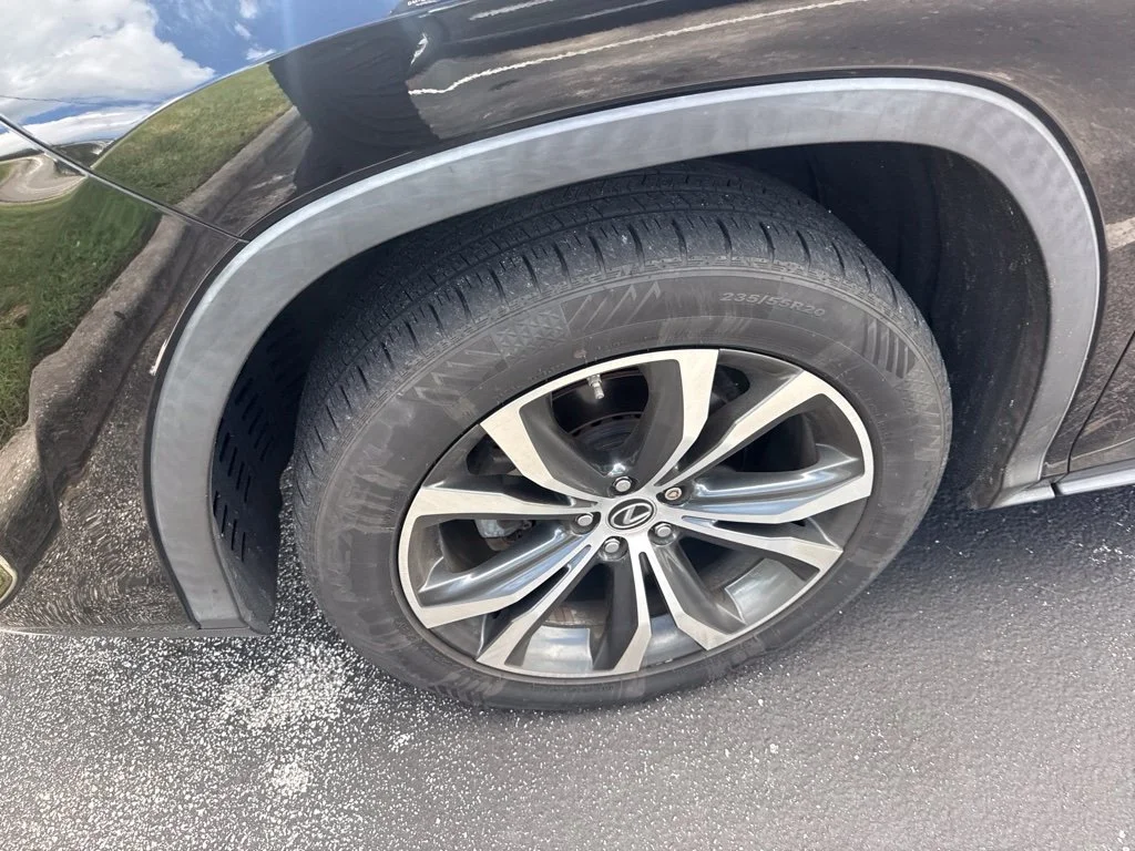 Used 2021 Black Lexus 350 image 14