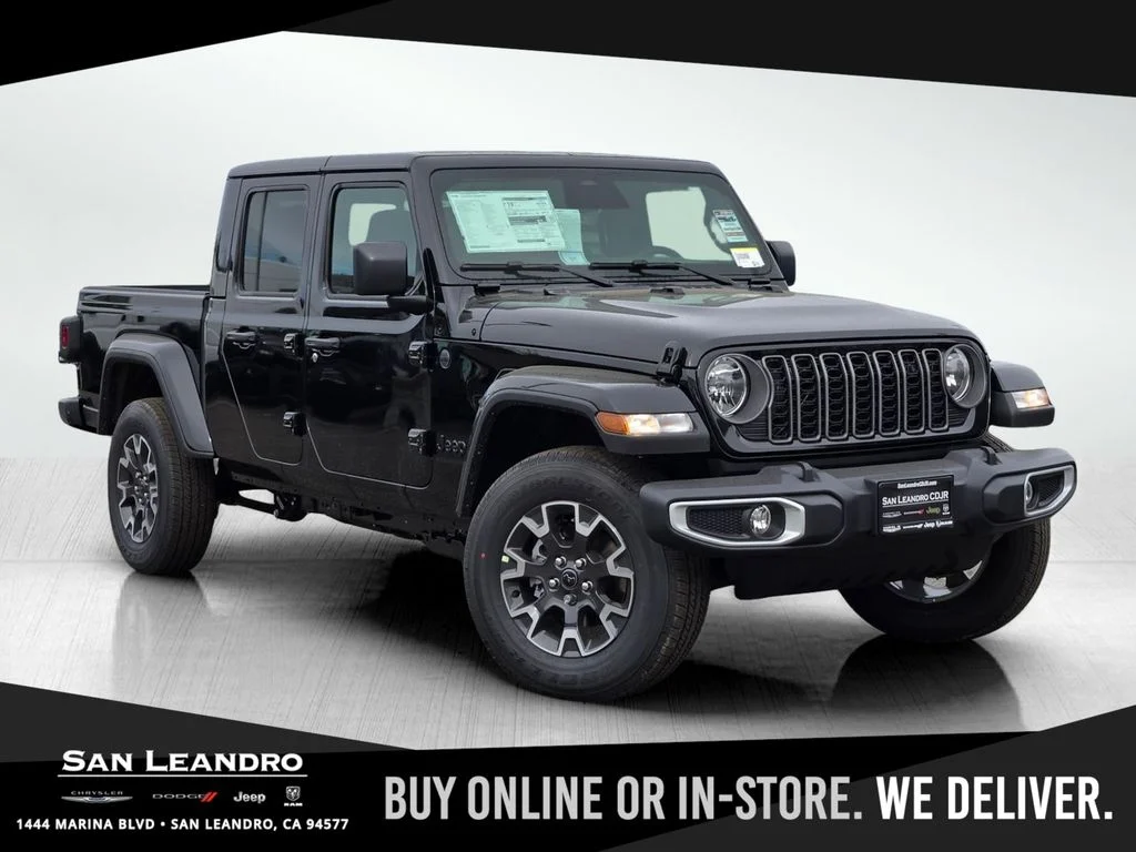 2026 Jeep Gladiator Sahara Auto's photo