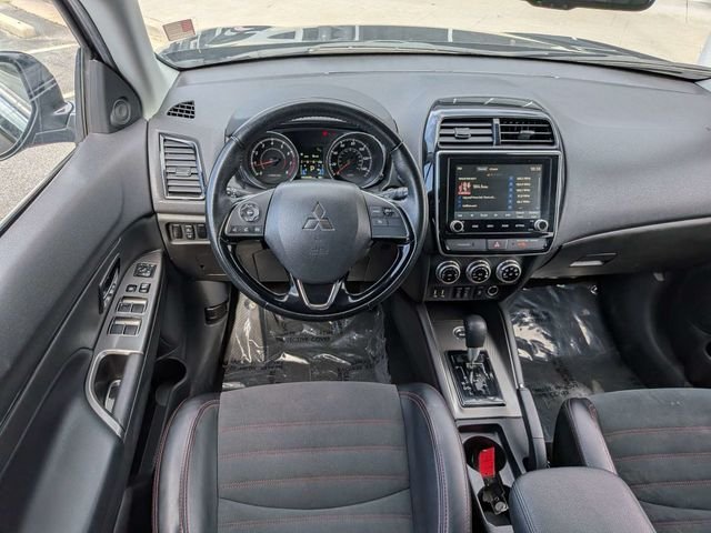 Used 2024 Silver Mitsubishi 2.0 SE image 15