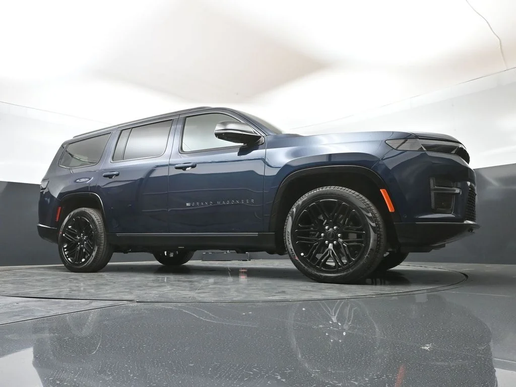 New 2026 Fathom Blue Pearl-Coat Exterior Paint (Late Availability) Jeep Limited Reserve image 58