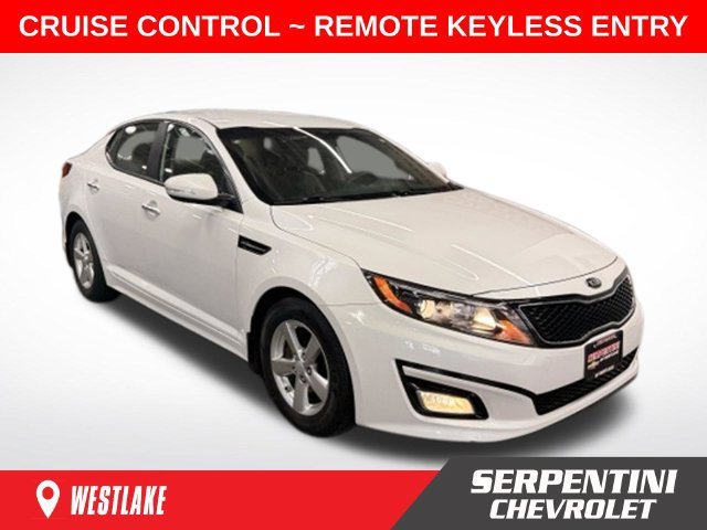 Used 2015 White Kia LX image 1
