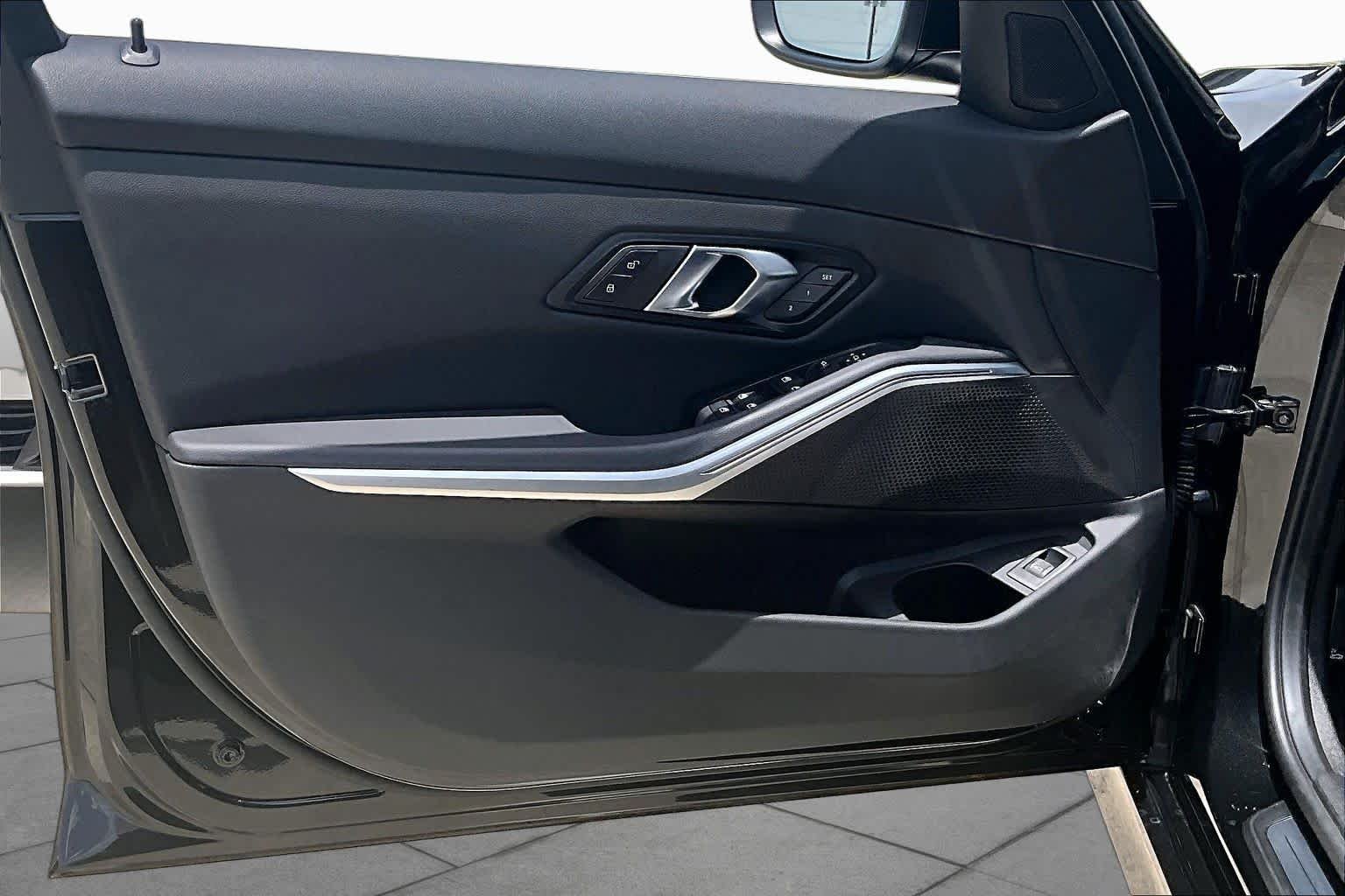Used 2025 Black Sapphire Metallic BMW 330i image 25