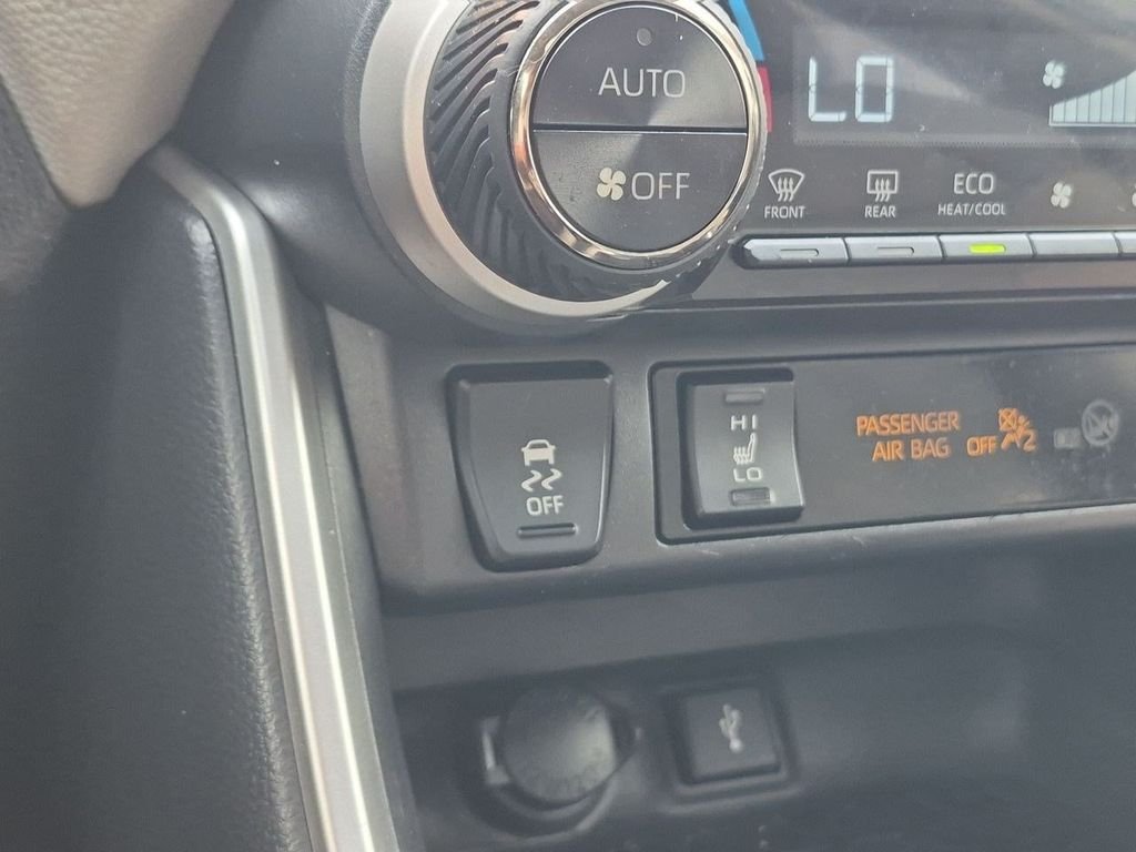 Used 2022 Magnetic Gray Metallic Toyota XLE Premium image 21