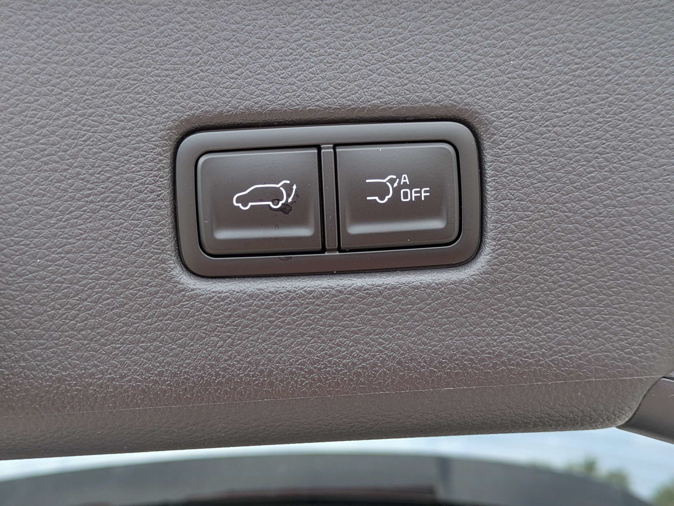 New 2026 Snow White Pearl Kia EX image 15