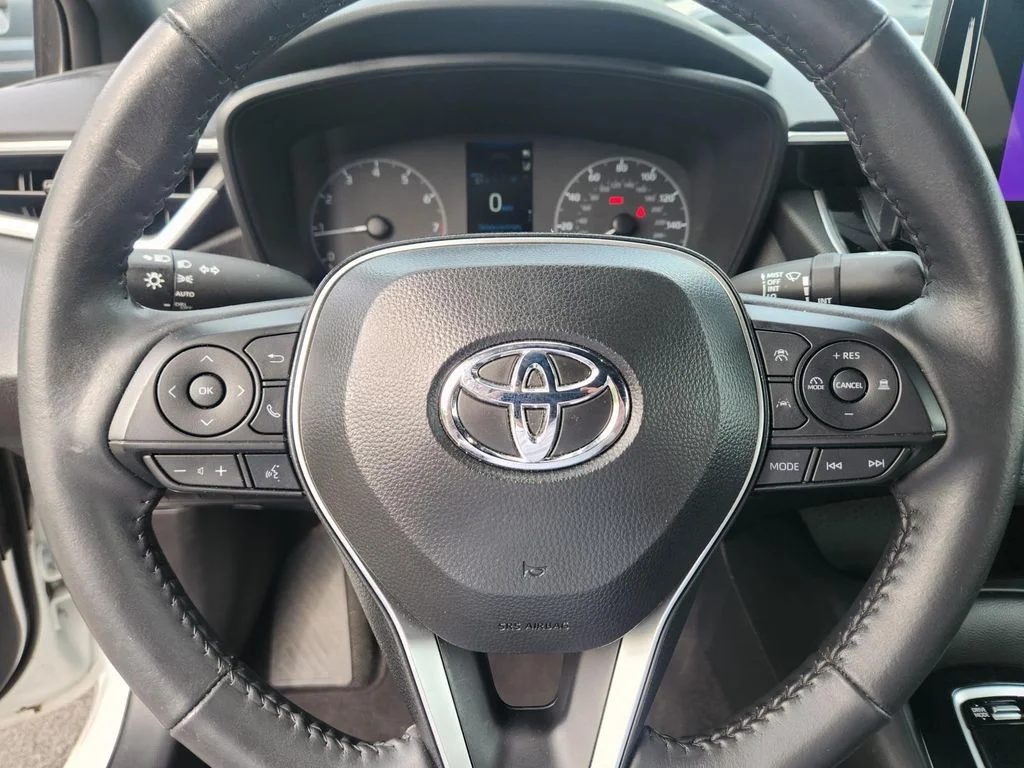 Used 2024 White Toyota SE image 13