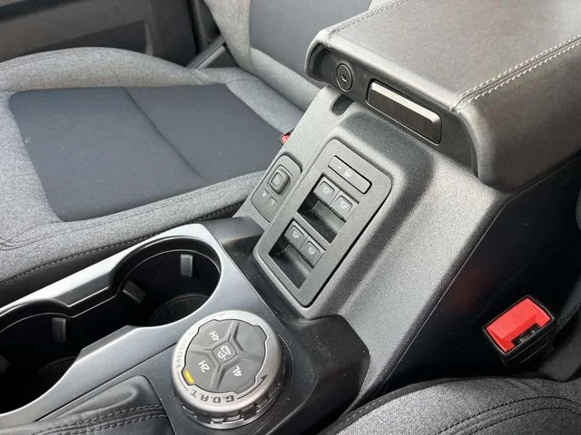 Used 2025 Gray Ford Base image 30
