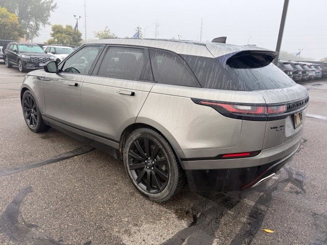 Used 2018  Land Rover SE R-Dynamic image 8