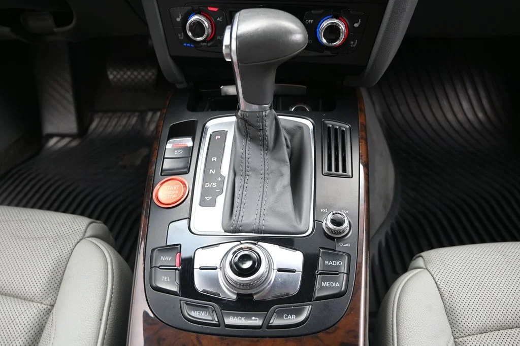 Used 2014  Audi 2.0T Premium Plus image 26