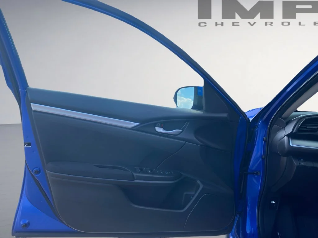 Used 2018 Blue Honda LX image 29