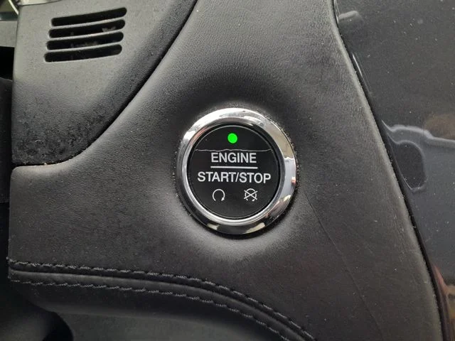 Used 2018 Blue Ford Platinum image 19