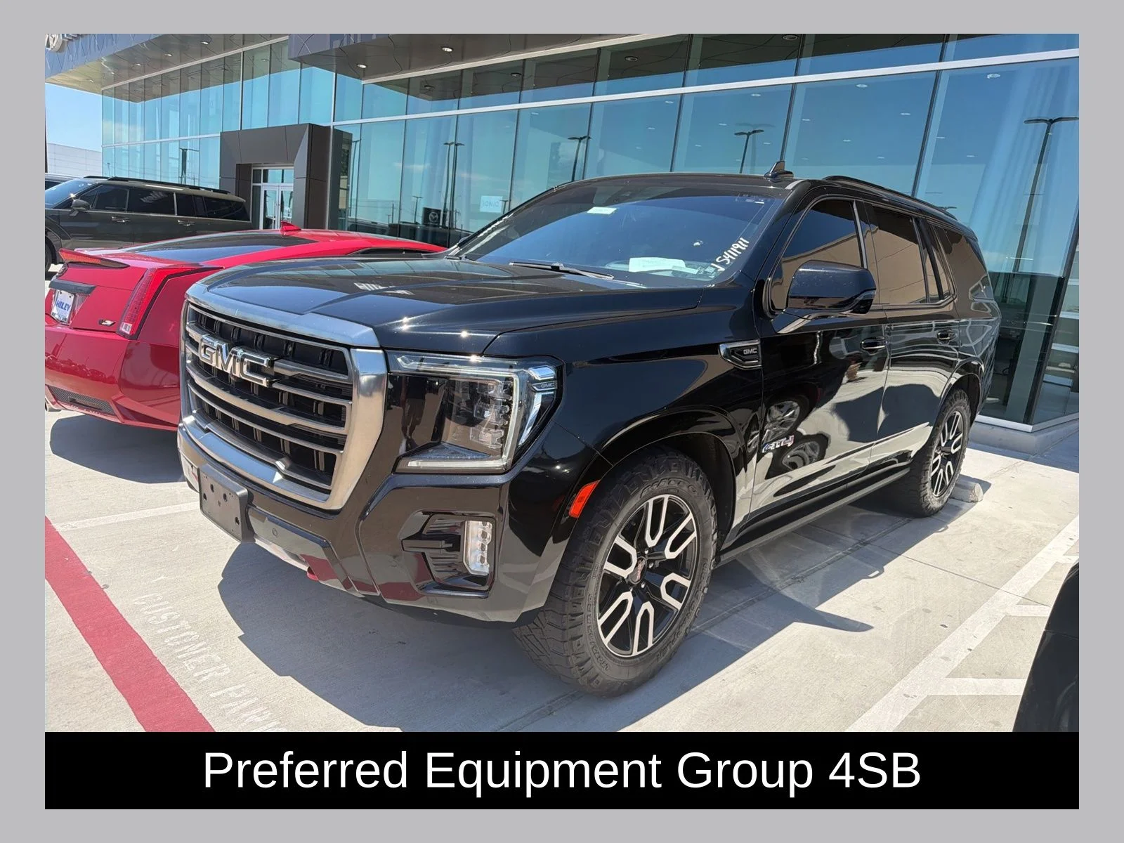 2021 GMC Yukon 4WD AT4's photo