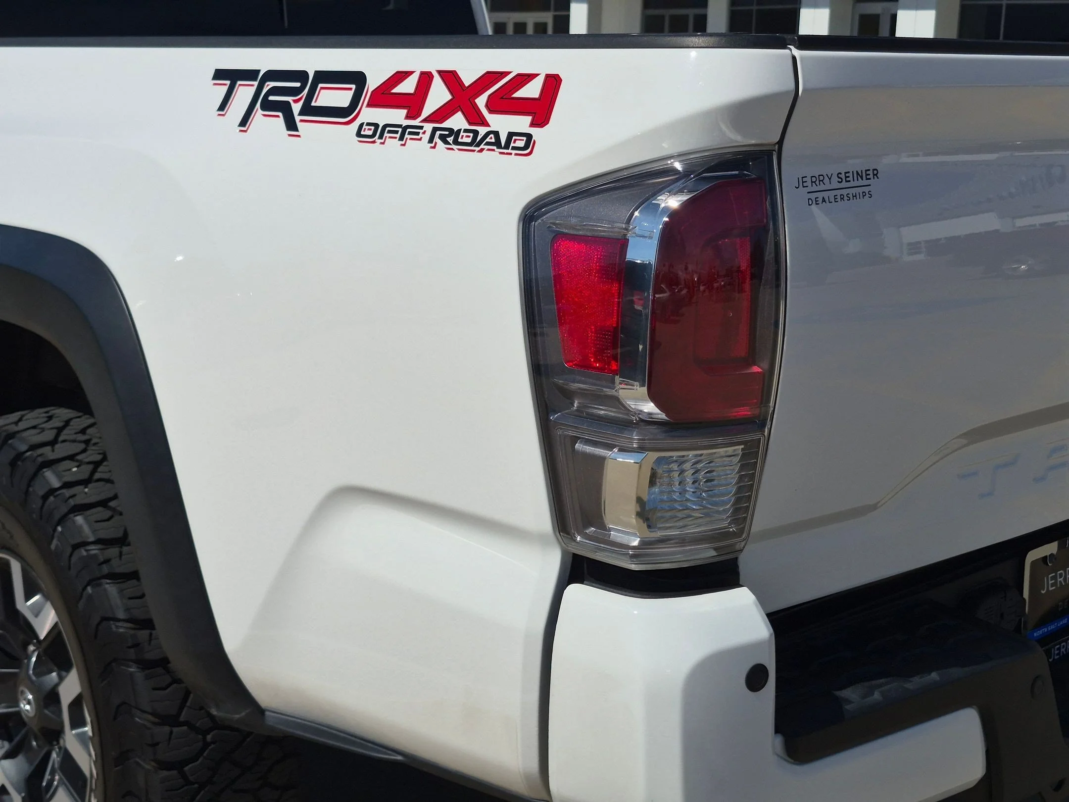 2022 Toyota Tacoma TRD Off Road - Photo 13