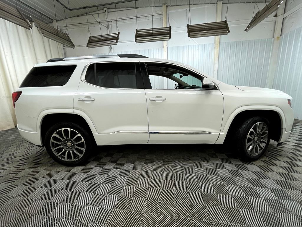 2021 GMC Acadia Denali - Photo 27
