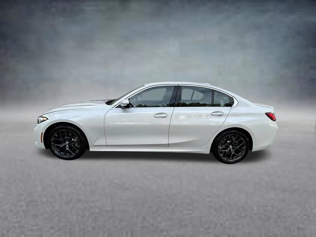 Used 2025 White BMW 330i image 4