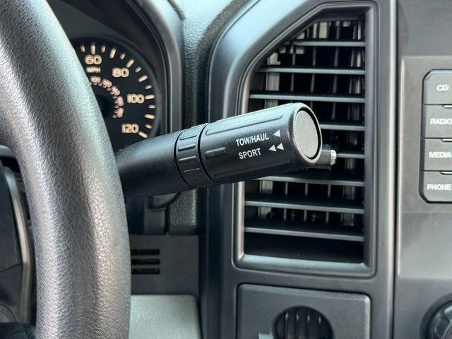 Used 2016 White Ford XL image 24