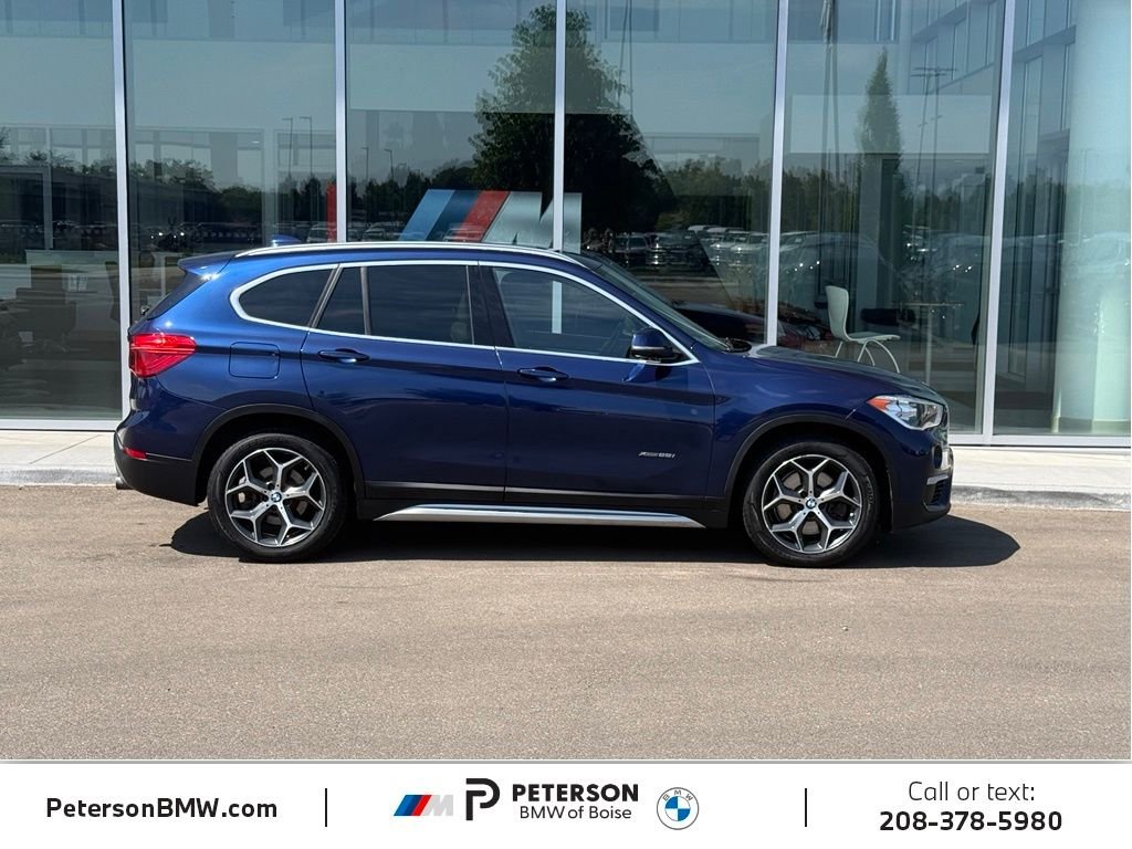 Used 2018 Blue BMW xDrive28i image 6
