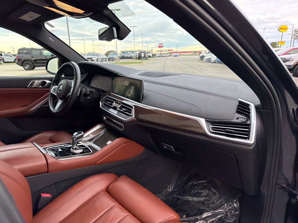 Used 2022 Arctic Gray Metallic BMW xDrive40i image 22