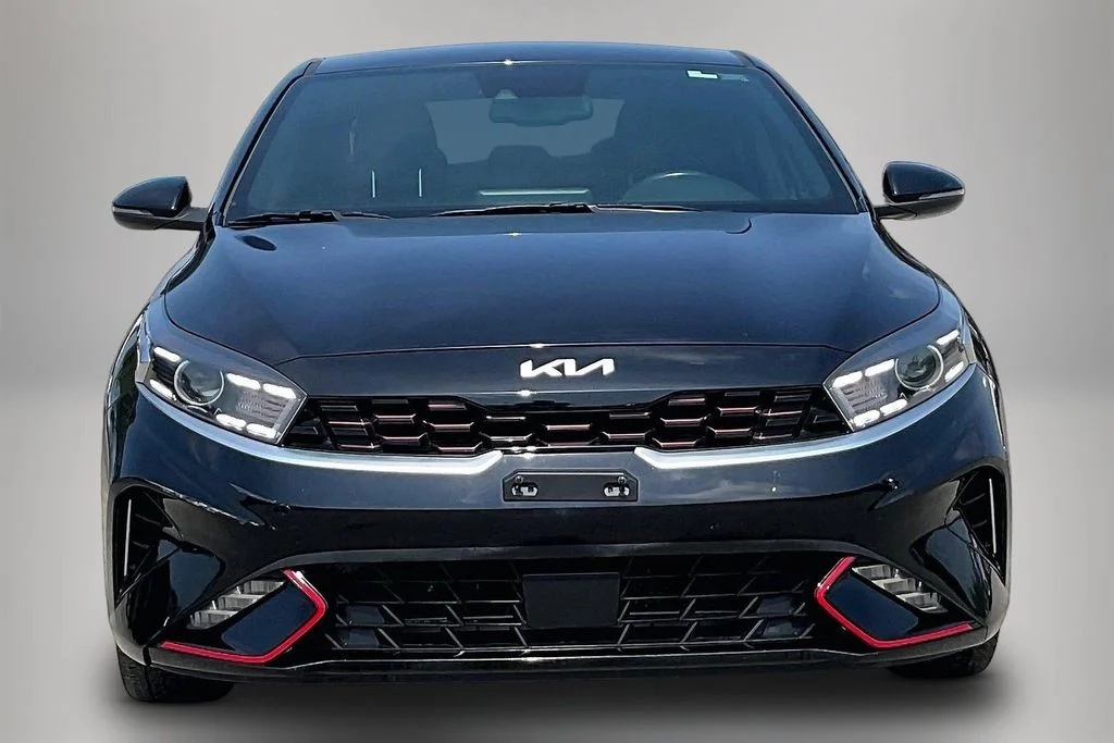 Used 2022 Black Kia GT-Line image 3
