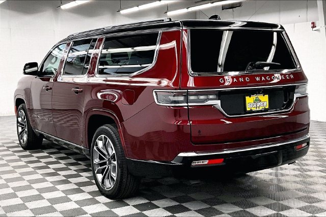 Used 2025 Velvet Red Pearlcoat Jeep Series III image 2
