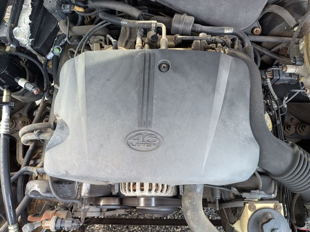 Used 1999 Light Prairie Tan Clearcoat Metallic Ford Base image 14