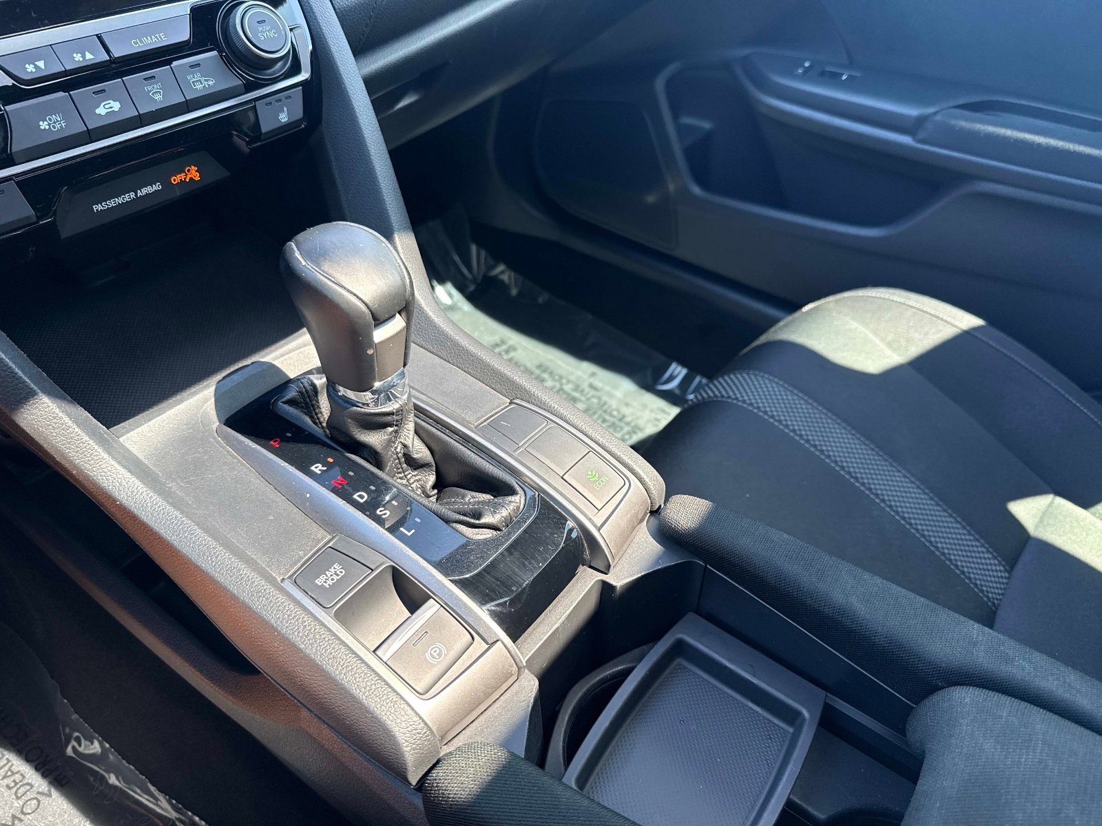 Used 2020 Platinum White Pearl Honda EX image 23