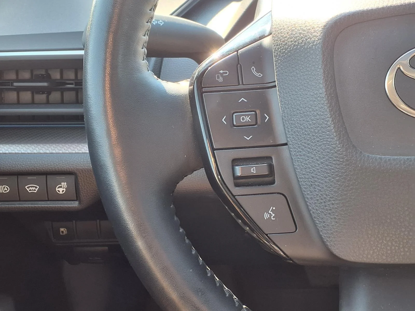 Used 2024 Reservoir Blue Toyota XLE image 18