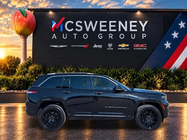 Used 2022 Black Jeep Summit Reserve image 6
