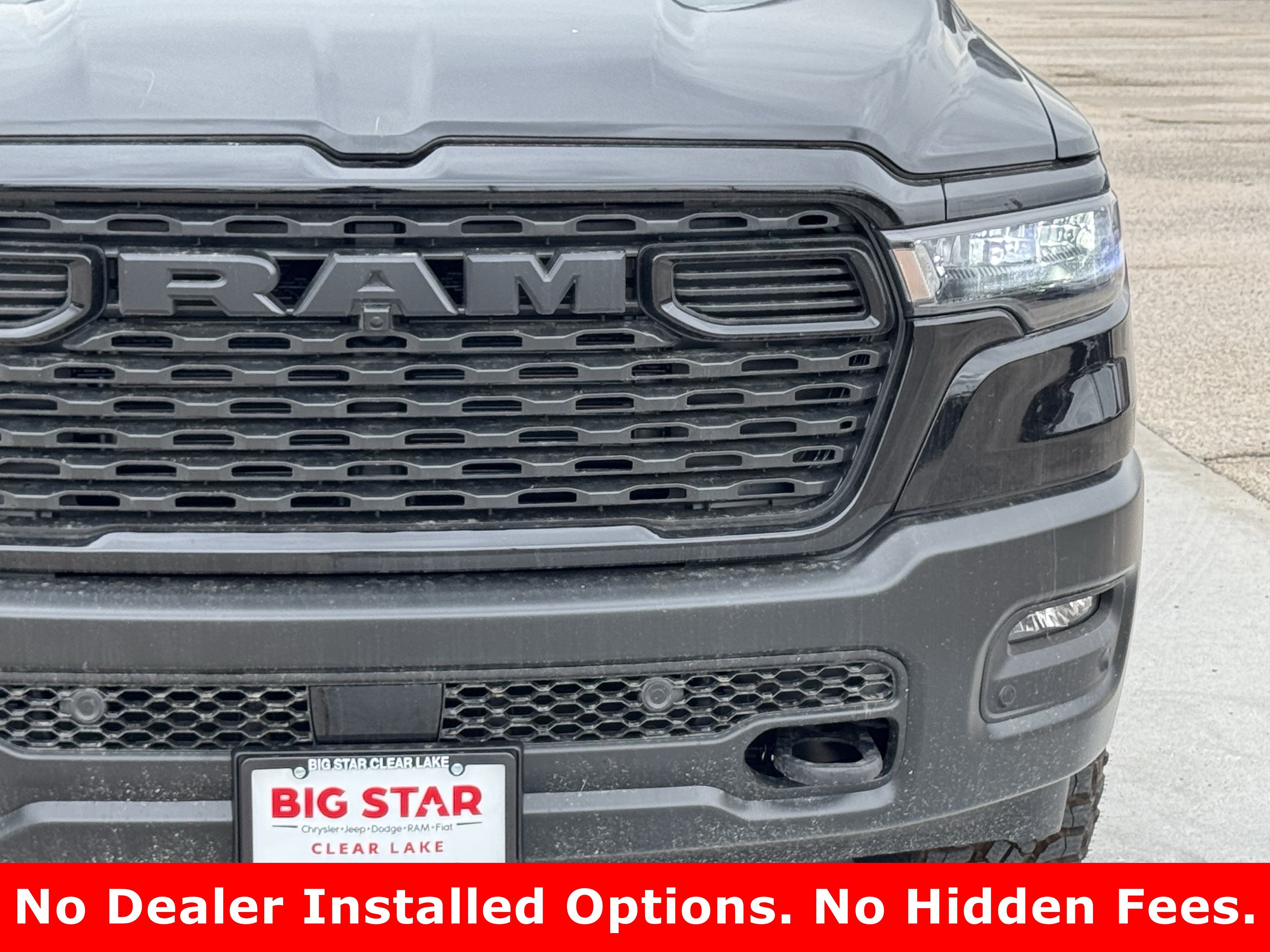 New 2026 Diamond Black Crystal Pearl-Coat Exterior Paint RAM Warlock image 4