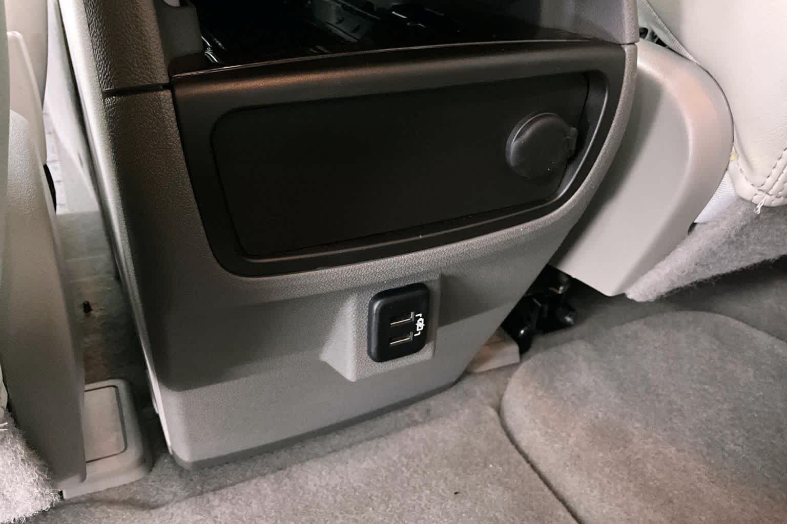 Used 2017 Ebony Twilight Metallic Buick Premium image 29