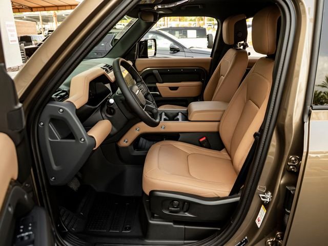 New 2026 Gondwana Stone Metallic Land Rover S image 14