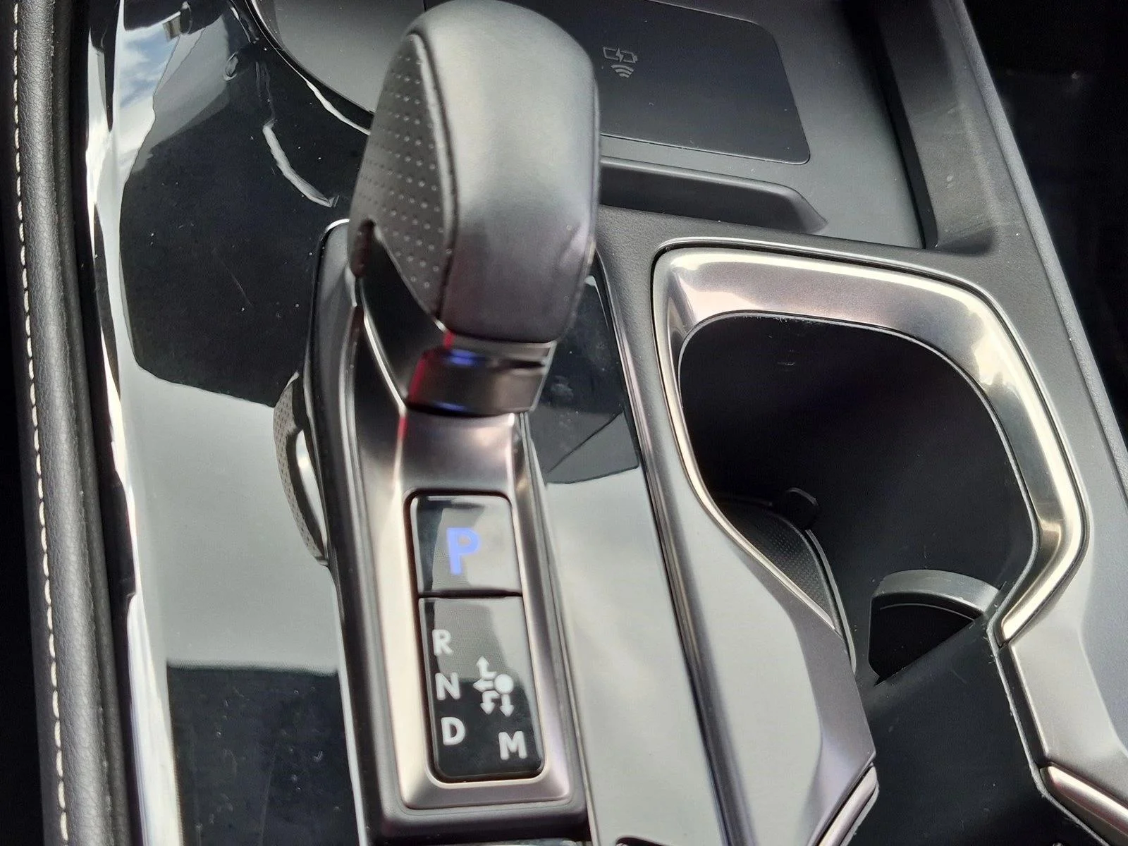 Used 2024 Redline Lexus NX 350 F SPORT Handling image 12