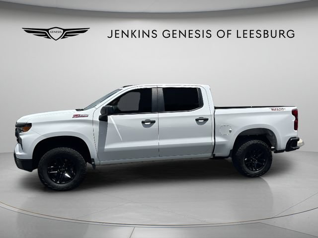 Used 2024 Summit White Chevrolet Custom Trail Boss image 9