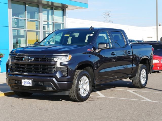 Used 2022 Chevrolet Silverado 1500 RST with VIN 1GCUDEED5NZ520292 for sale in Roseville, Minnesota