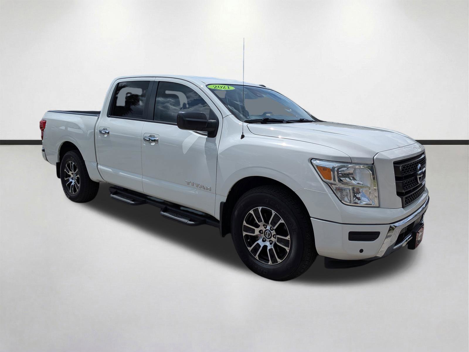 2021 Nissan Titan SV