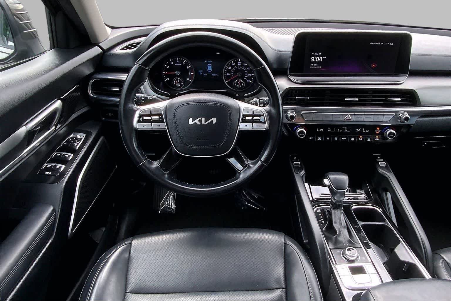 Used 2022 Dark Moss Kia S image 6