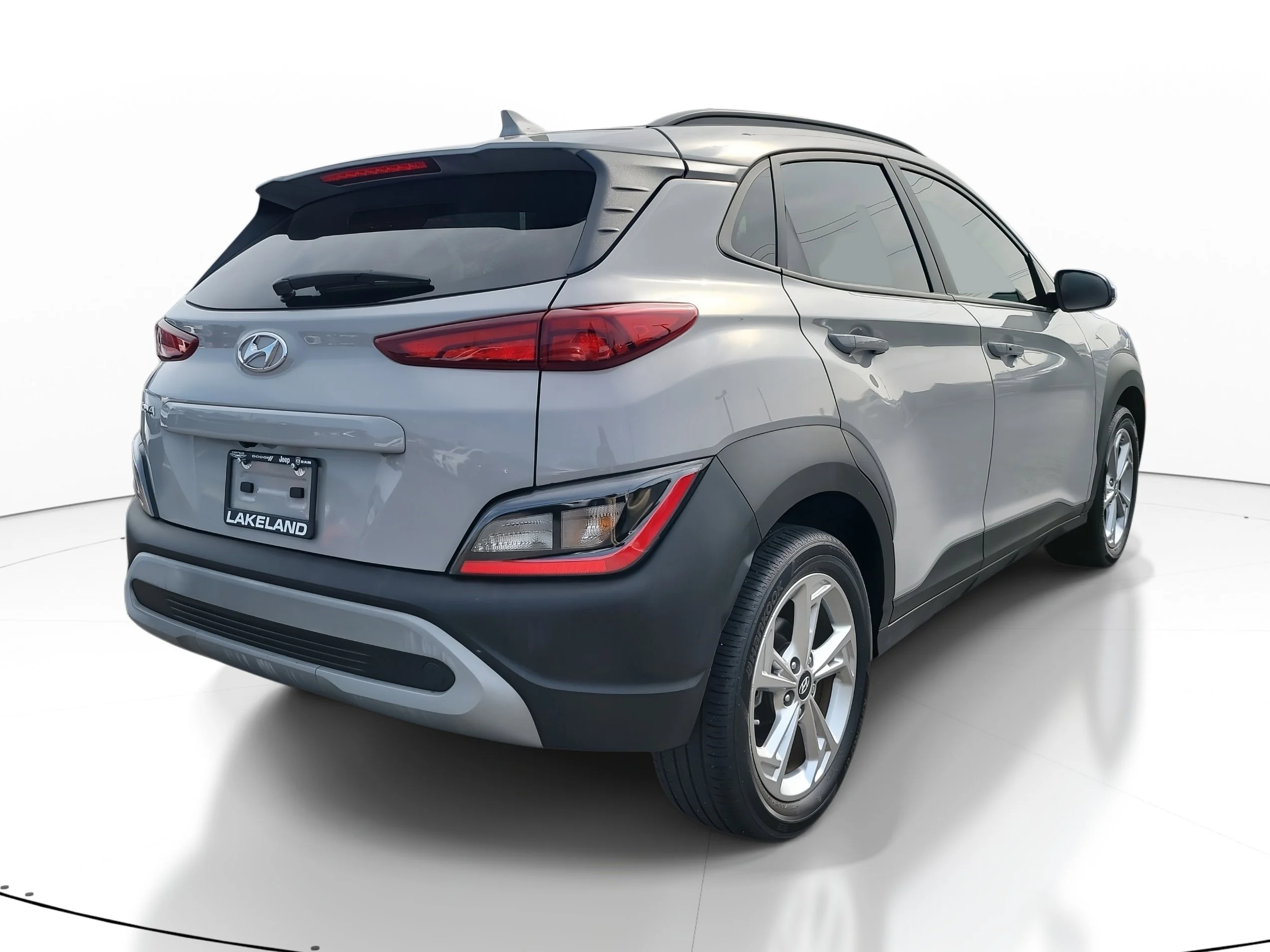 Used 2023 Cyber Silver Hyundai SEL image 4
