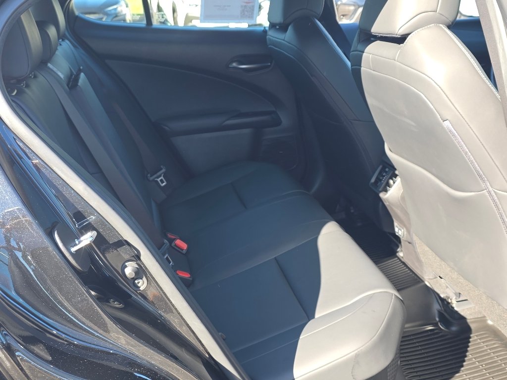 Used 2020 Caviar Lexus 250h Base image 23