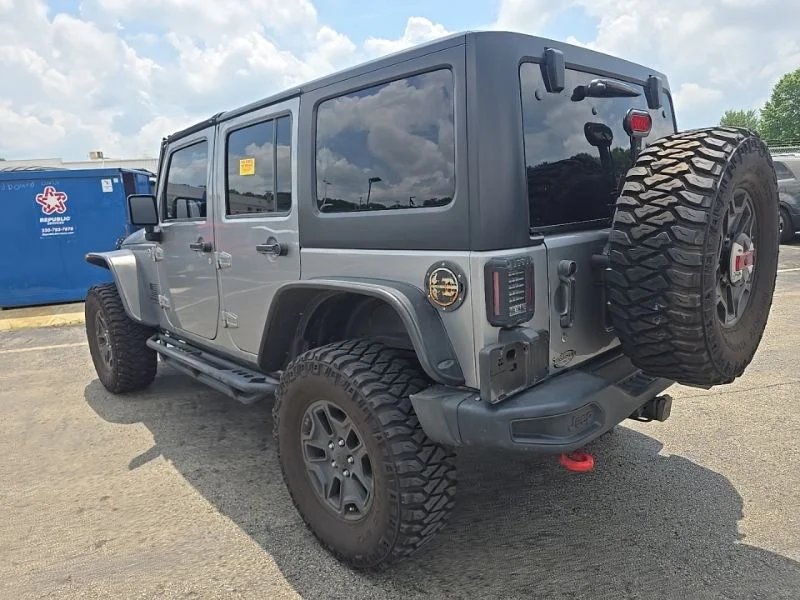 Used 2014 Gray Jeep Unlimited Sport image 5