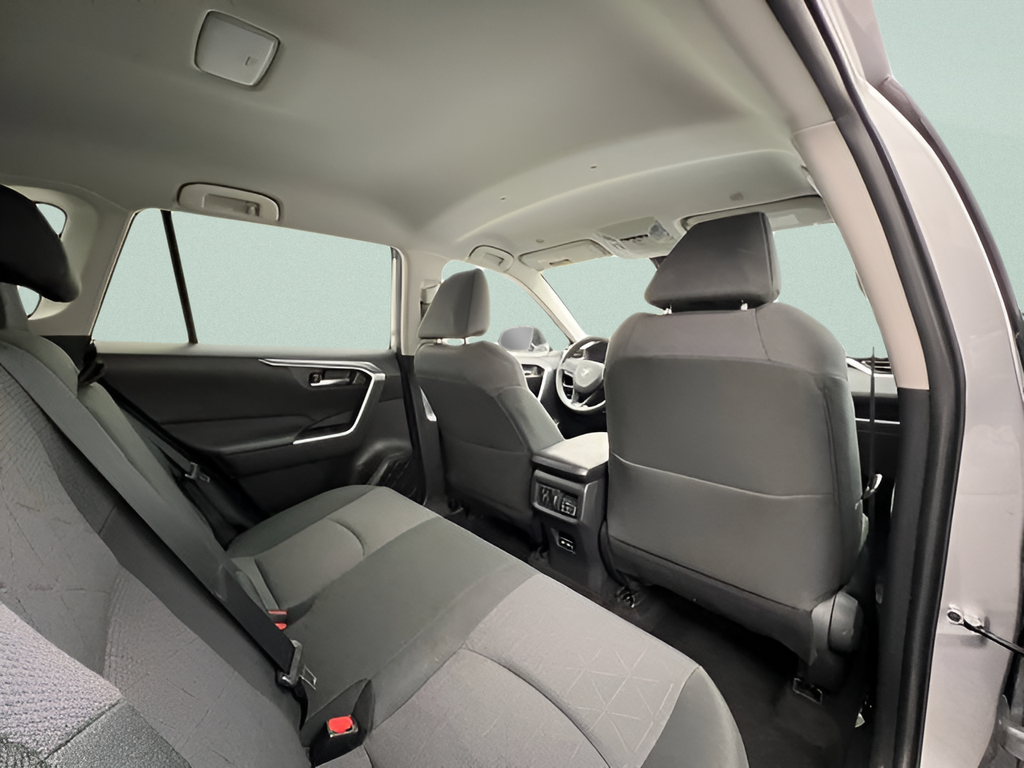 Used 2025 Silver Sky Metallic Toyota XLE image 13