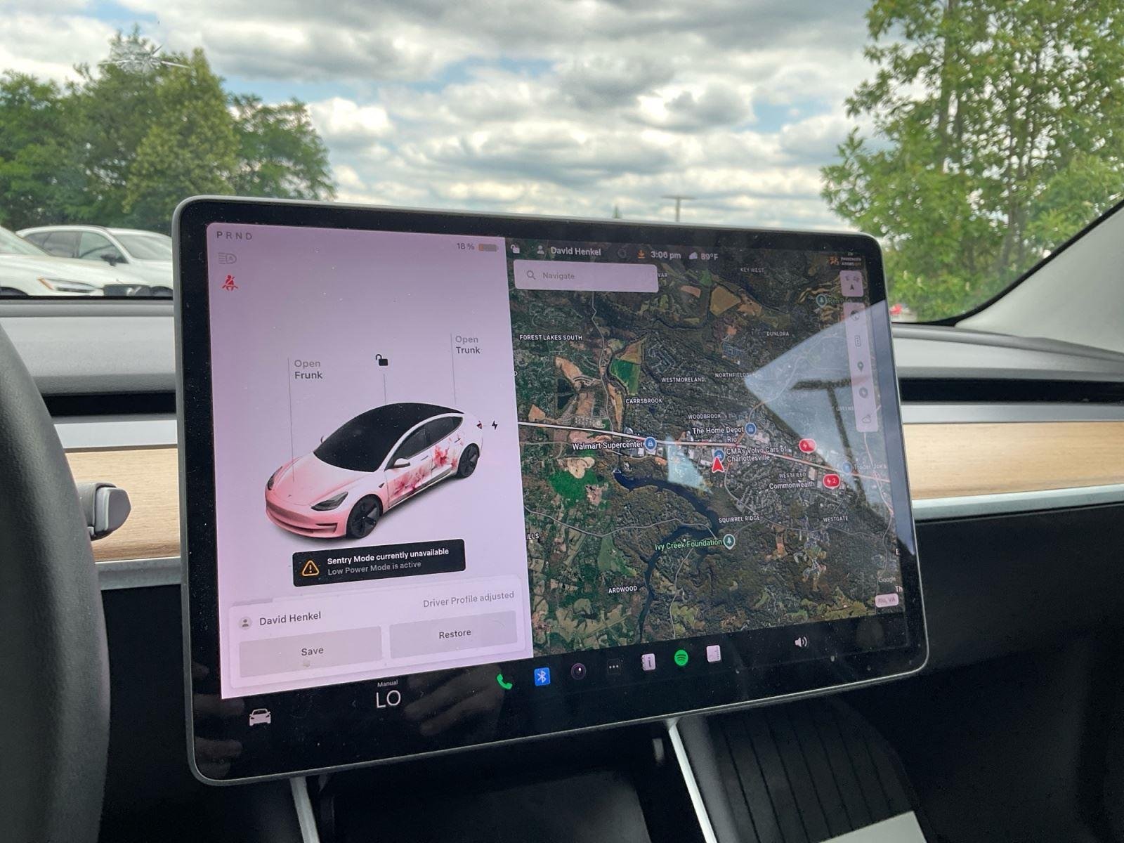 Used 2019 Pearl White Multi-Coat Tesla Long Range image 18